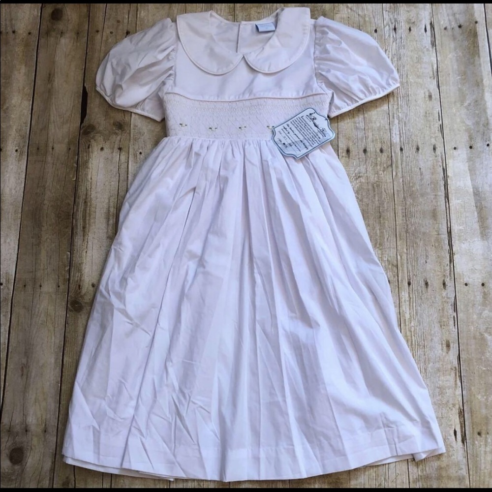 New sz 4 Smocked Easter Dress
